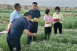 申花两球领先！马莱莱远射造程月磊脱手，路易斯补射笑纳大礼